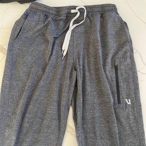 Vuori Sunday joggers